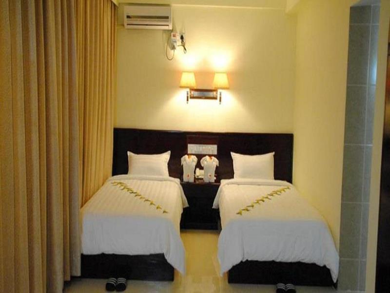 Golden Hill Hotel - Lashio Exterior photo